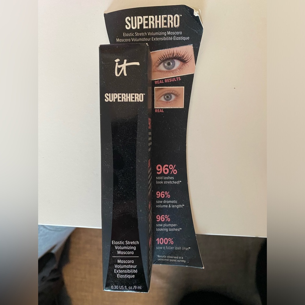 IT Superhero Mascara